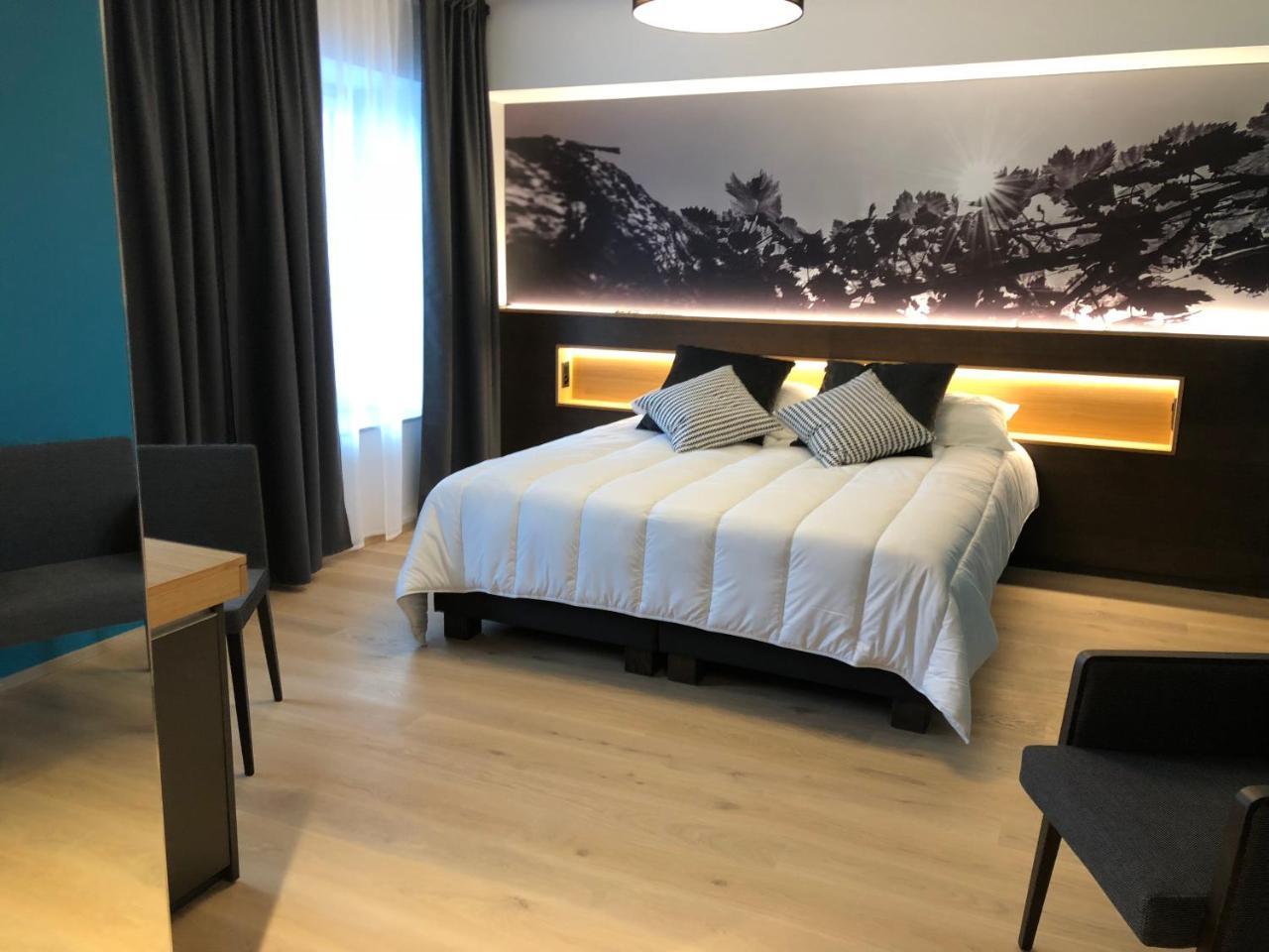 Trelex Auberge De La Tour מראה חיצוני תמונה